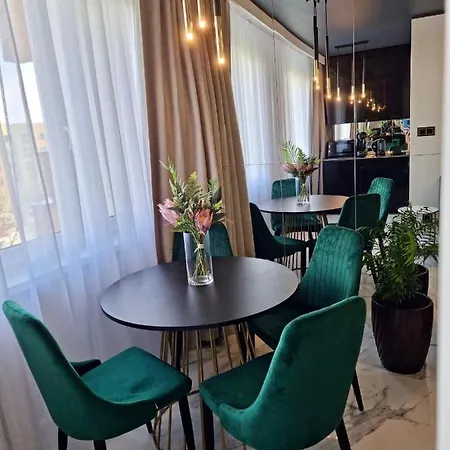 Podzamcze No 1 Apartment *